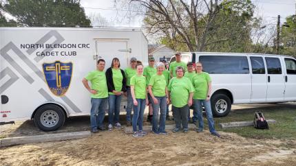 A photo of a group of volunteers working with World Renew. Courtesy of World Renew.
