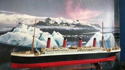 a model of the Titanic passenger ship