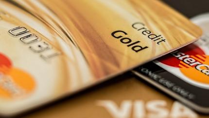 https://www.pexels.com/photo/master-card-visa-credit-card-gold-164501/