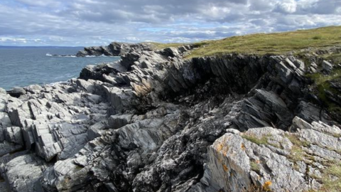 Image of a rocky outcropping. Courtesy of David Ogden.