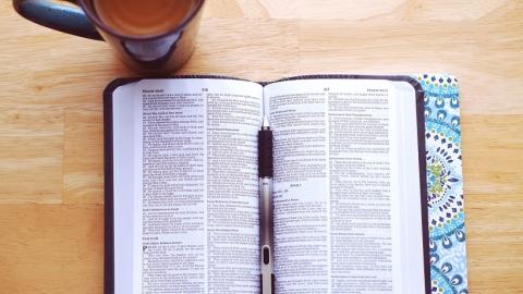Photo courtesy of Pixabay https://pixabay.com/en/book-bible-religion-reading-study-2617987/