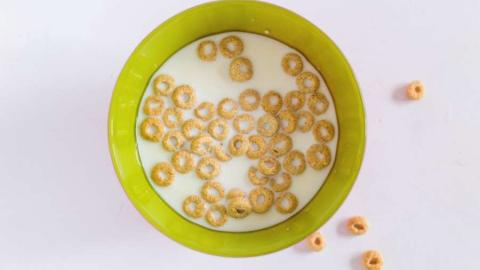 photo courtesy of pexels - https://www.pexels.com/photo/food-healthy-meal-cereals-135525/