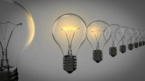 Photo courtesy of Pixabay https://pixabay.com/en/light-bulbs-chosen-bulb-success-1875384/