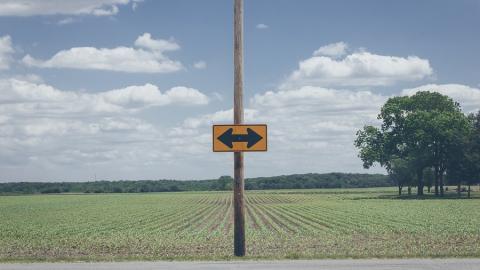 https://www.pexels.com/photo/photo-of-yellow-arrow-road-signage-977603/